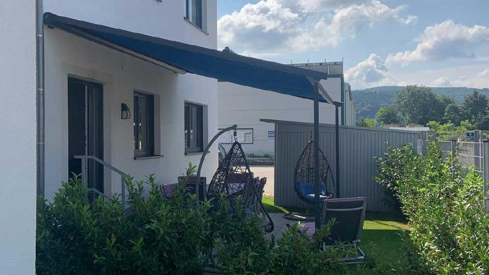 Terrasse mit Überdachung